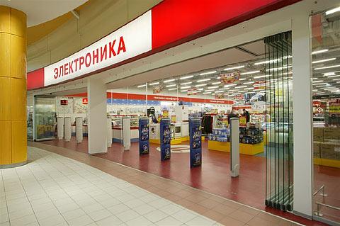 Система цельностеклянных раздвижных перегородок NAYADA. ТЦ Реал