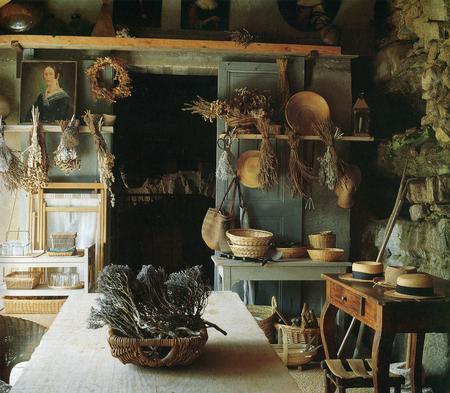 http://www.vashdom.ru/articles/image/olddecor_1_02.jpg